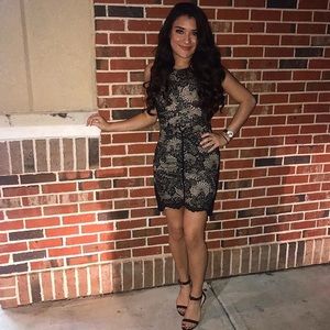 ❌SOLD❌ Night out dress with lace detailing